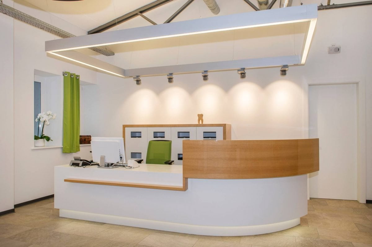 Zahnarztpraxis Hollydent Waldbröl Empfang