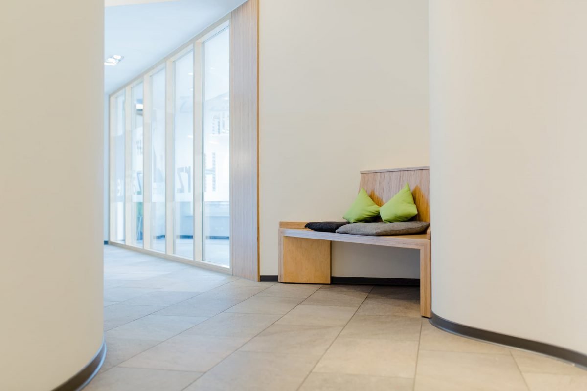 Zahnarztpraxis Hollydent Waldbröl Flur